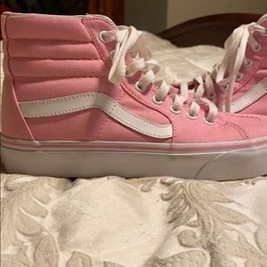 Women’s pink vans size 8